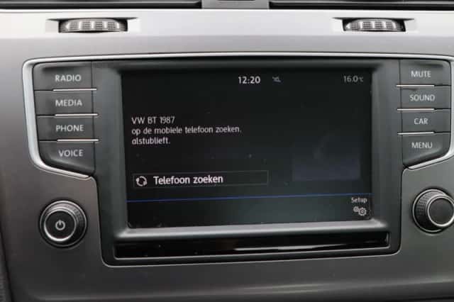 Volkswagen Golf (2017) thumbnail 24