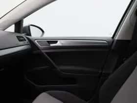 Volkswagen Golf (2017) thumbnail 28