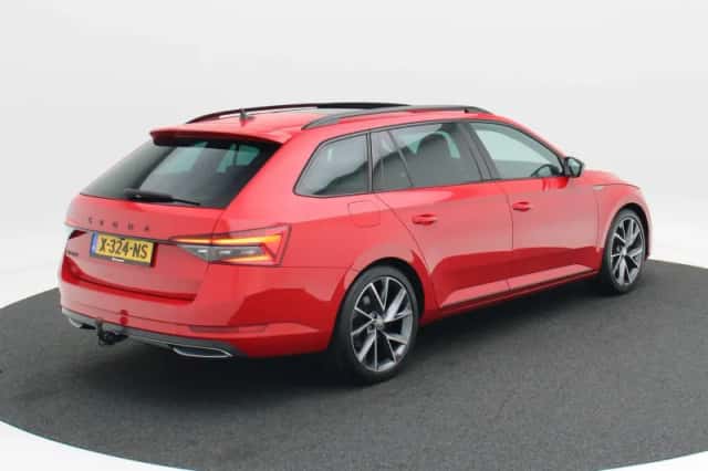 Škoda Superb (2024) thumbnail 2