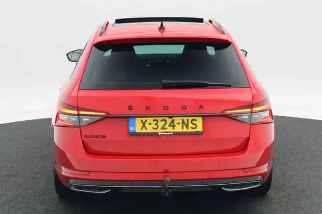 Škoda Superb (2024) thumbnail 4