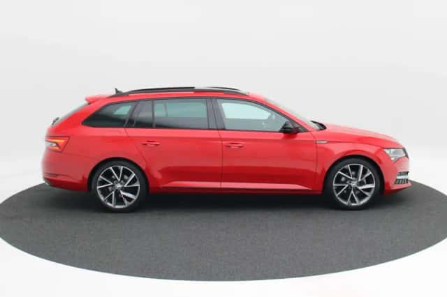 Škoda Superb (2024) thumbnail 7
