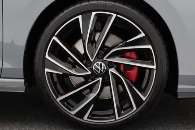 Volkswagen Golf (2022) thumbnail 14