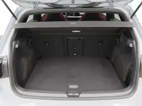 Volkswagen Golf (2022) thumbnail 17