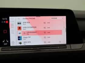 Volkswagen Golf (2022) thumbnail 24