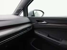 Volkswagen Golf (2022) thumbnail 30