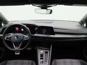 Volkswagen Golf (2022) thumbnail 34