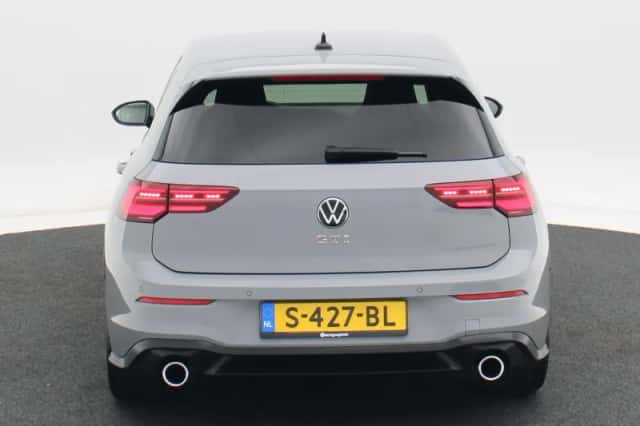 Volkswagen Golf (2022) thumbnail 6