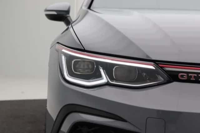 Volkswagen Golf (2022) thumbnail 10