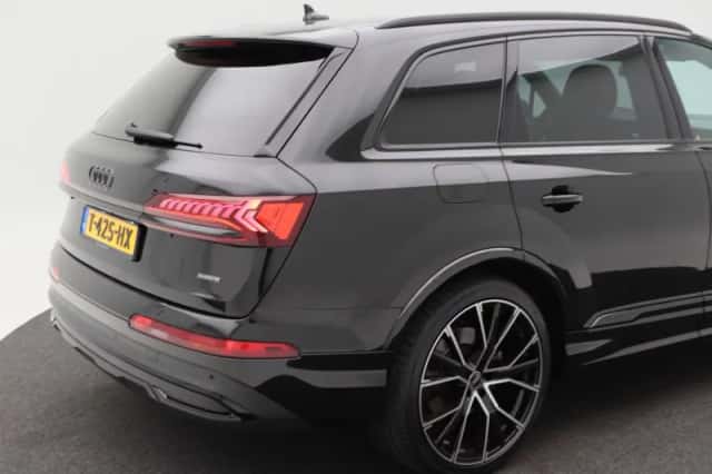 Audi Q7 (2023) thumbnail 15