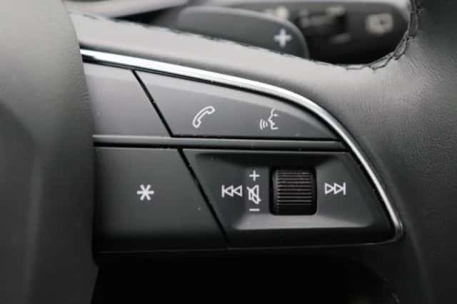 Audi Q7 (2023) thumbnail 27