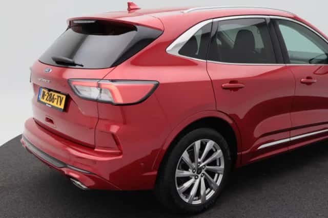 Ford Kuga (2022) thumbnail 17