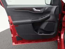 Ford Kuga (2022) thumbnail 20
