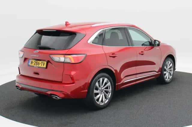 Ford Kuga (2022) thumbnail 3