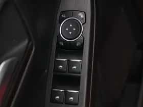 Ford Kuga (2022) thumbnail 21