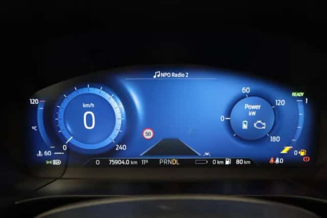 Ford Kuga (2022) thumbnail 23