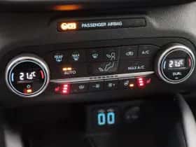 Ford Kuga (2022) thumbnail 29