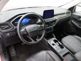 Ford Kuga (2022) thumbnail 4