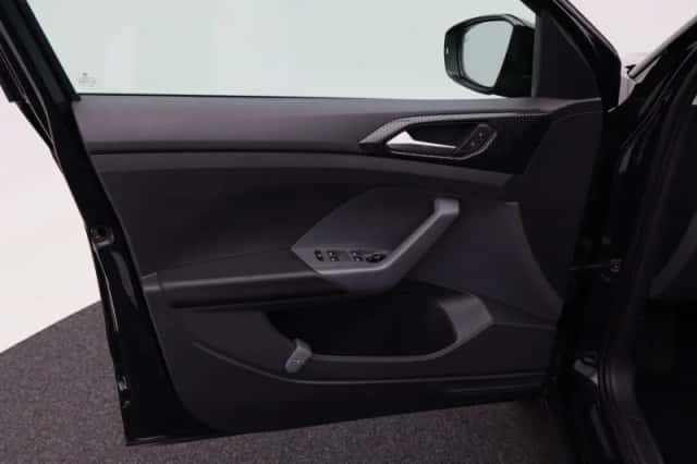 Volkswagen T-Cross (2019) thumbnail 19