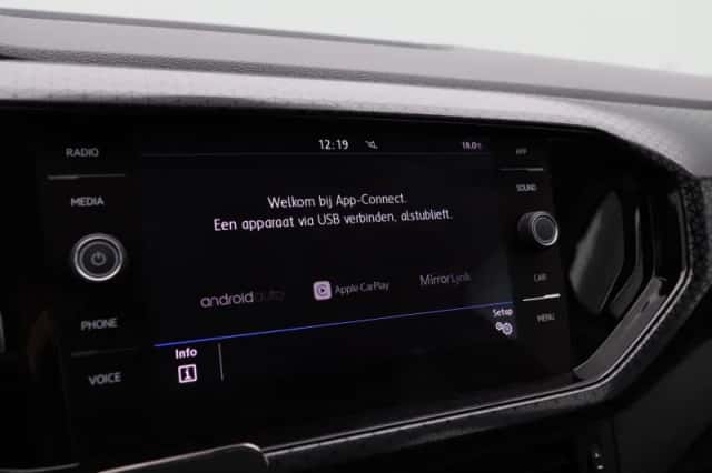 Volkswagen T-Cross (2019) thumbnail 27