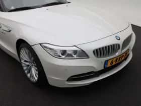 BMW Z4 (2013) thumbnail 12