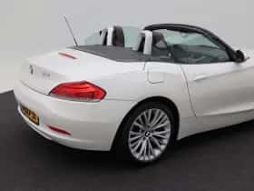 BMW Z4 (2013) thumbnail 16