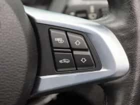 BMW Z4 (2013) thumbnail 22
