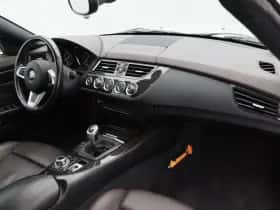 BMW Z4 (2013) thumbnail 33