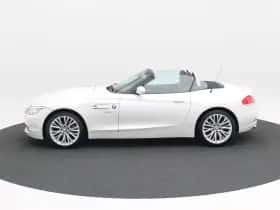 BMW Z4 (2013) thumbnail 9