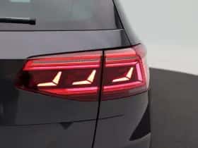 Volkswagen Passat (2019) thumbnail 12