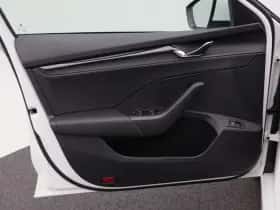 Škoda Octavia (2023) thumbnail 17