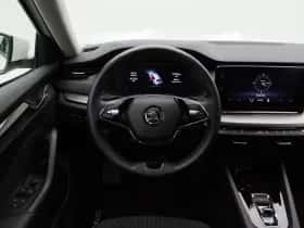 Škoda Octavia (2023) thumbnail 29