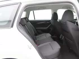Škoda Octavia (2023) thumbnail 30