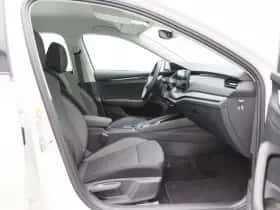 Škoda Octavia (2023) thumbnail 32