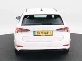 Škoda Octavia (2023) thumbnail 6