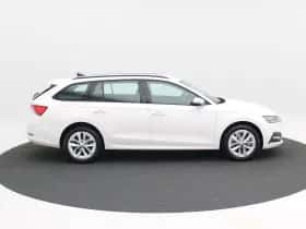 Škoda Octavia (2023) thumbnail 7
