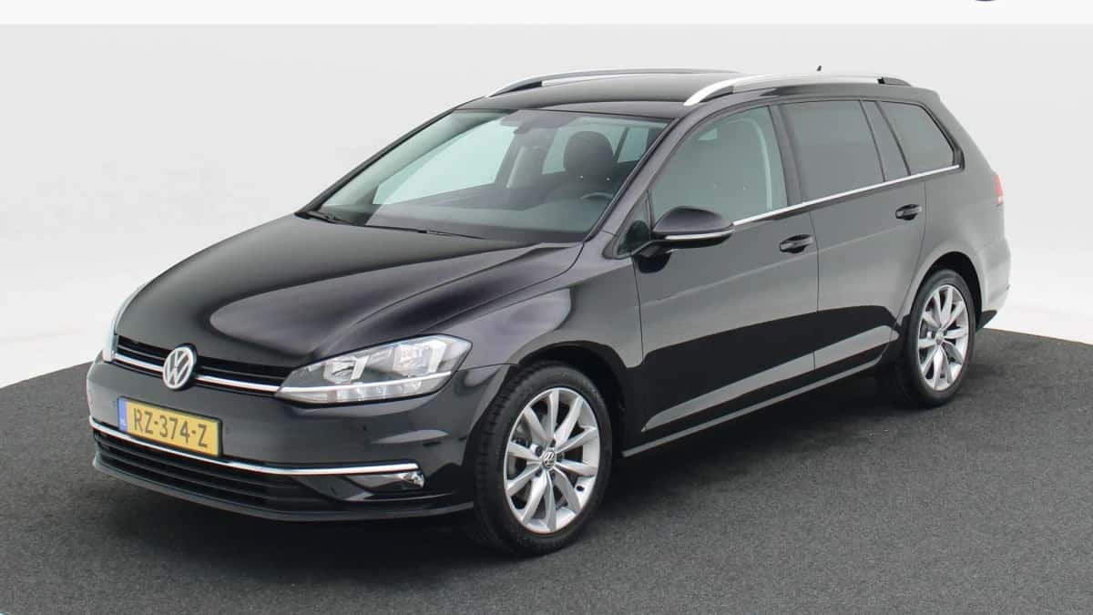 Volkswagen Golf (2018) — foto 1
