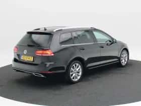 Volkswagen Golf (2018) thumbnail 2