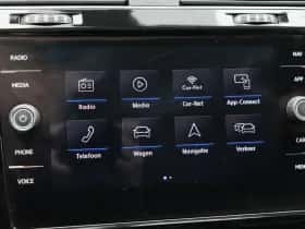 Volkswagen Golf (2018) thumbnail 21