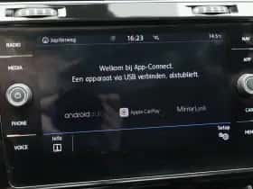 Volkswagen Golf (2018) thumbnail 24