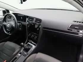 Volkswagen Golf (2018) thumbnail 34