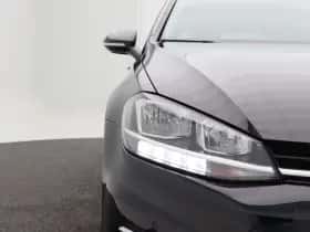 Volkswagen Golf (2018) thumbnail 8