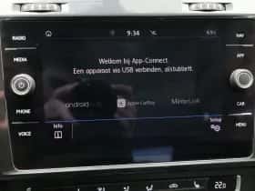 Volkswagen Golf (2018) thumbnail 25
