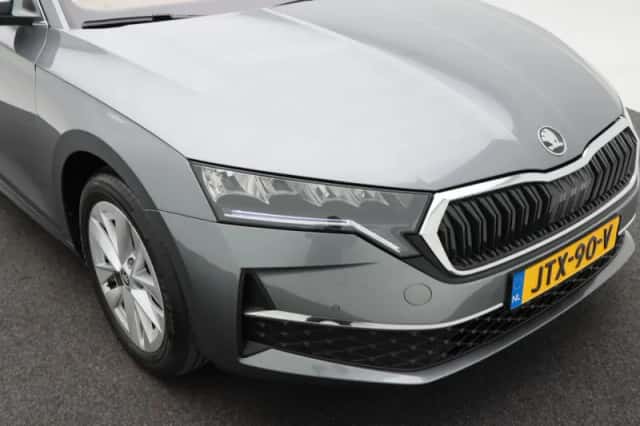 Škoda Octavia (2025) thumbnail 12