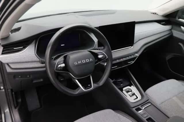 Škoda Octavia (2025) thumbnail 3