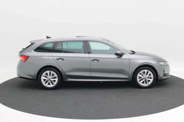 Škoda Octavia (2025) thumbnail 7