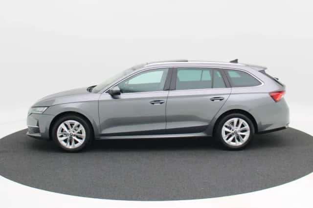 Škoda Octavia (2025) thumbnail 9