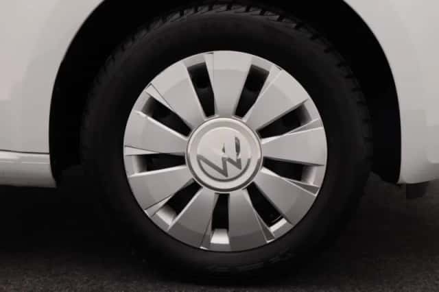 Volkswagen Up! (2022) thumbnail 11
