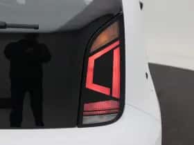 Volkswagen Up! (2022) thumbnail 12