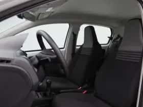 Volkswagen Up! (2022) thumbnail 17