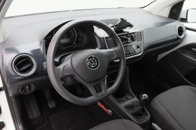 Volkswagen Up! (2022) thumbnail 3